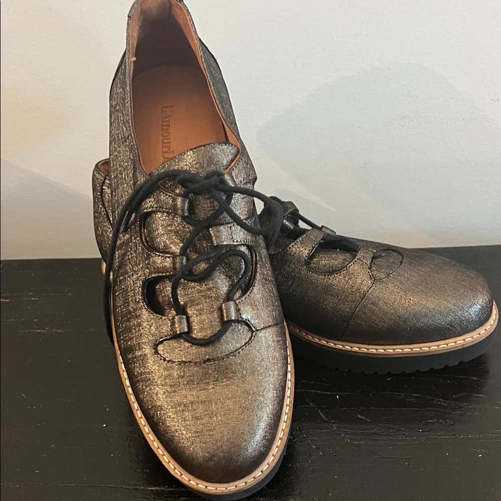 L'Amour Des Pieds Ximena Metallic Oxford Shoes
